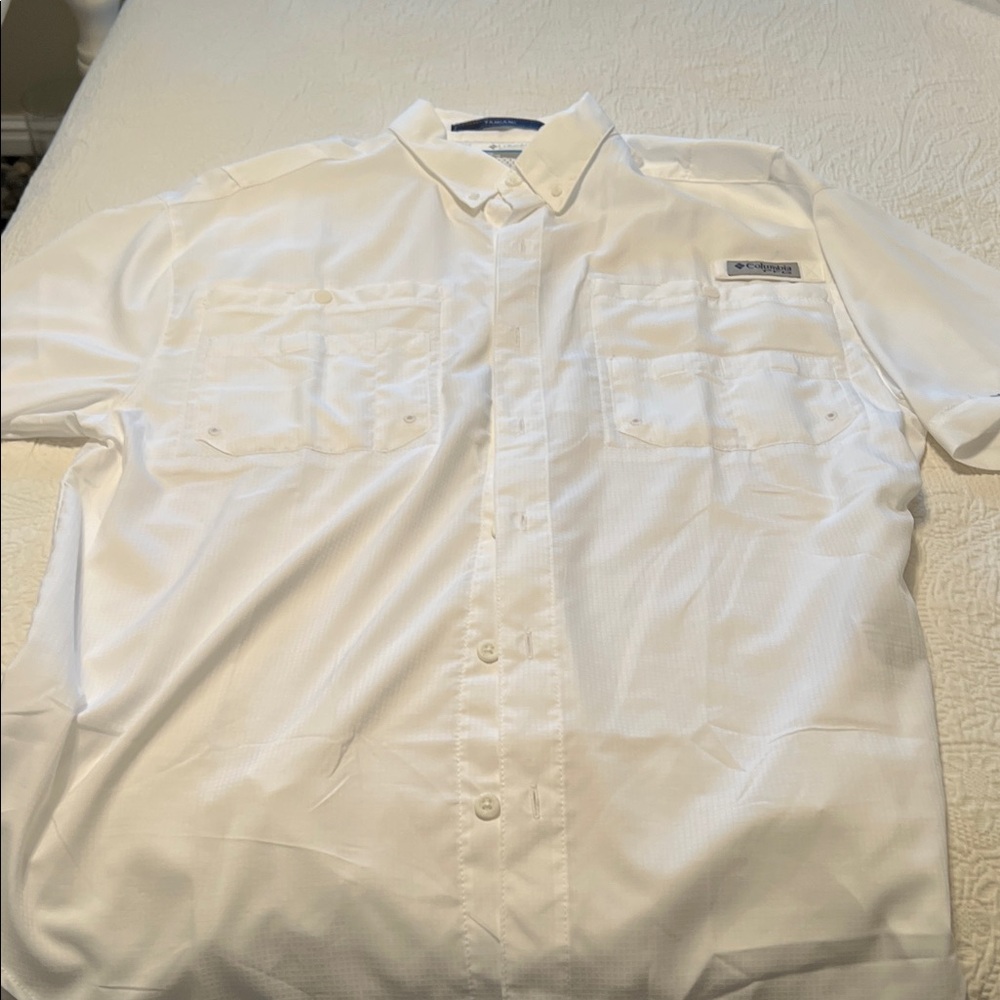 Columbia Men's White Casual Button-Down Shirt